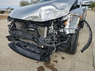 2017 Nissan Rogue SV - Primary Damage Right Image
